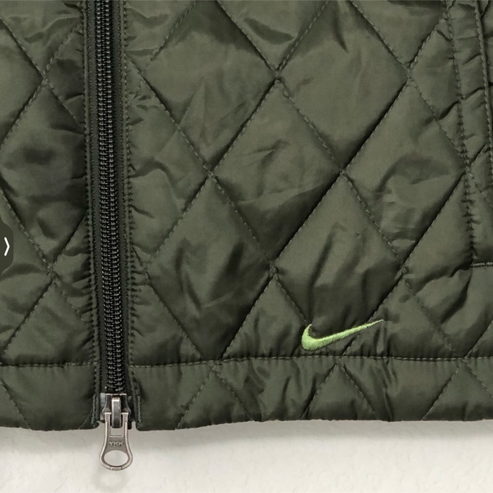 NIKE Women’s Neutral Green Quilted Puffer Vest with Fur Collar - Picture 8 of 14